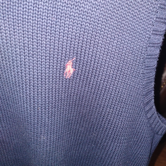 Ralph Lauren vneck - Picture 1 of 4